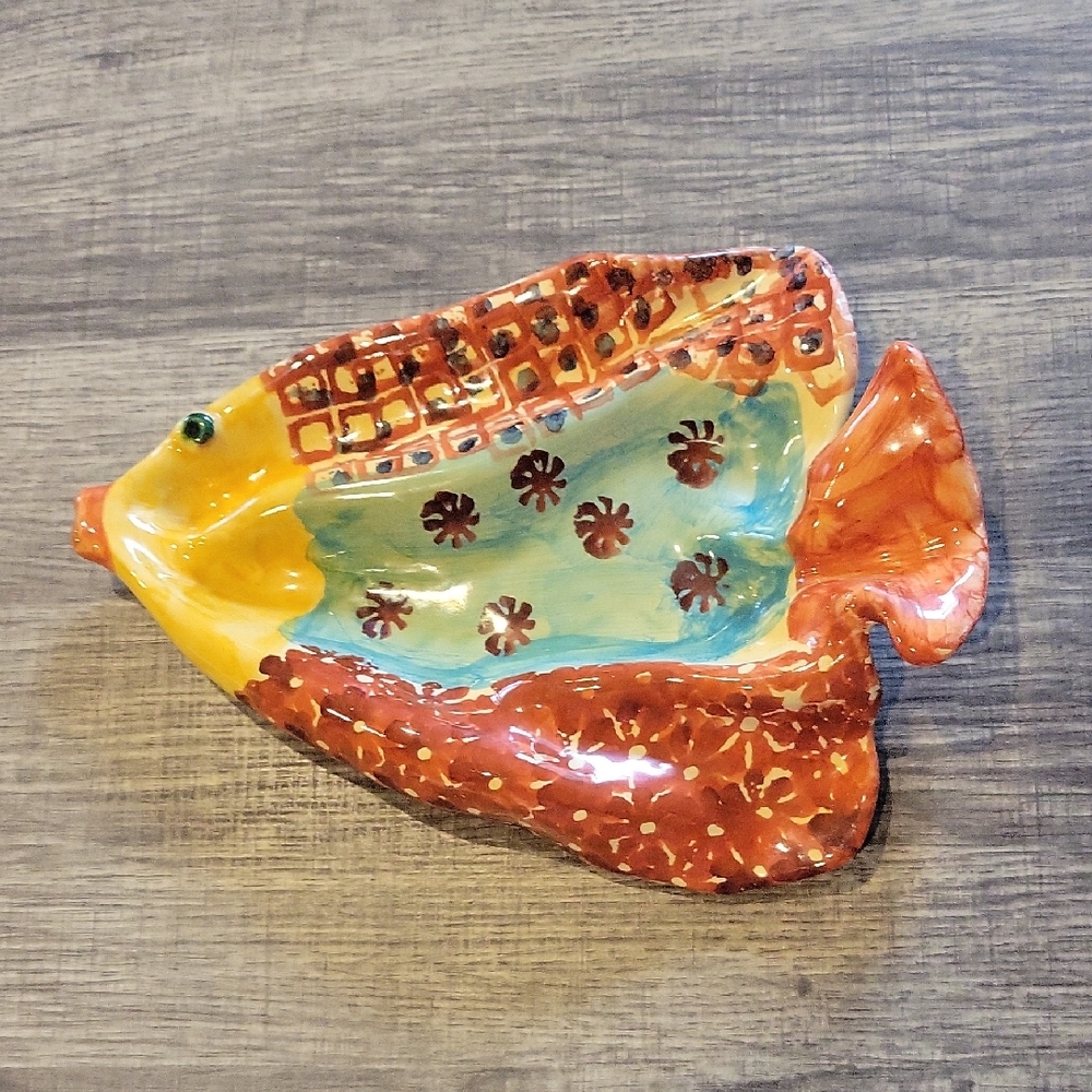 Colorful Italy Ceramic Fish-Shaped Dishglazed/handmade In Perfect Cond.!!